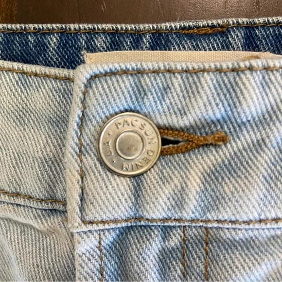 PacSun Distressed Two Toned Frayed Hem Denim Jean Skirt Size 26 Y2K - Picture 5 of 7